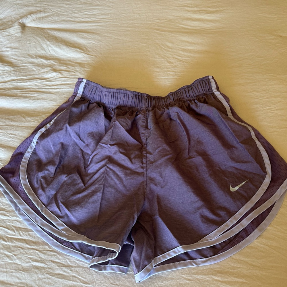 Nike women’s running shorts